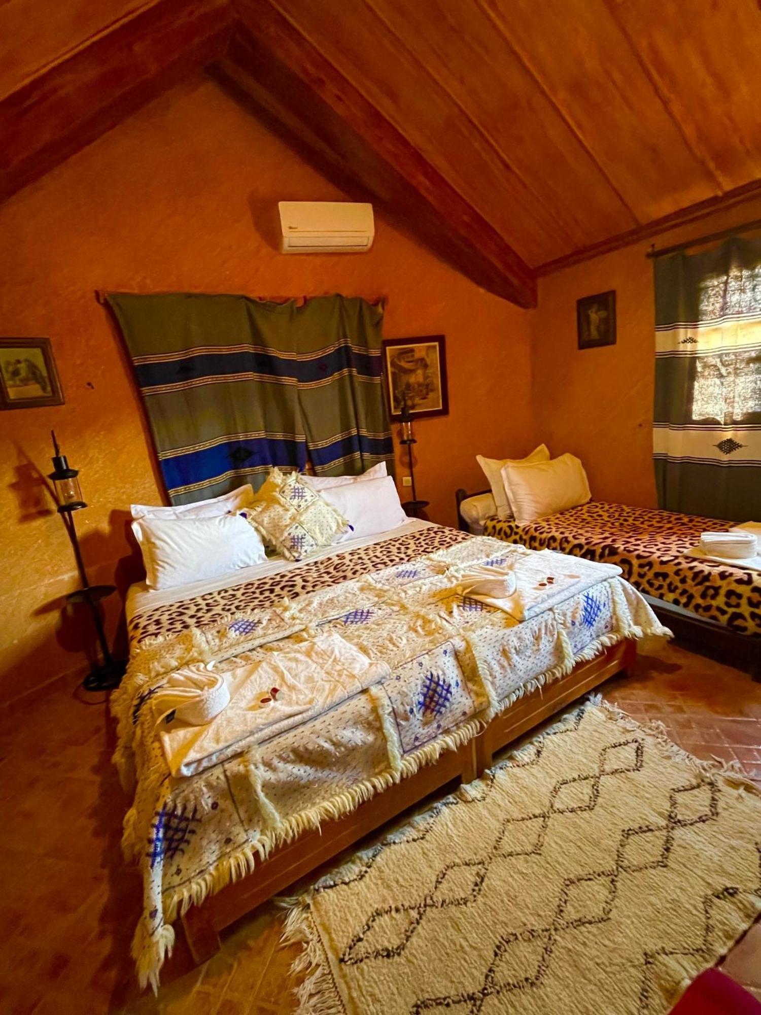 Ferme D'Hote La Vallee Azru Kültér fotó