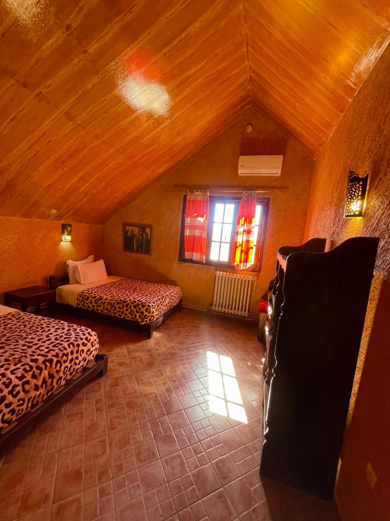 Ferme D'Hote La Vallee Azru Kültér fotó