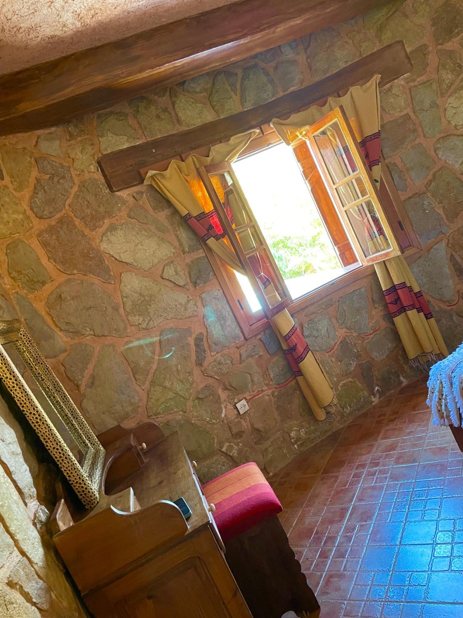 Ferme D'Hote La Vallee Azru Kültér fotó