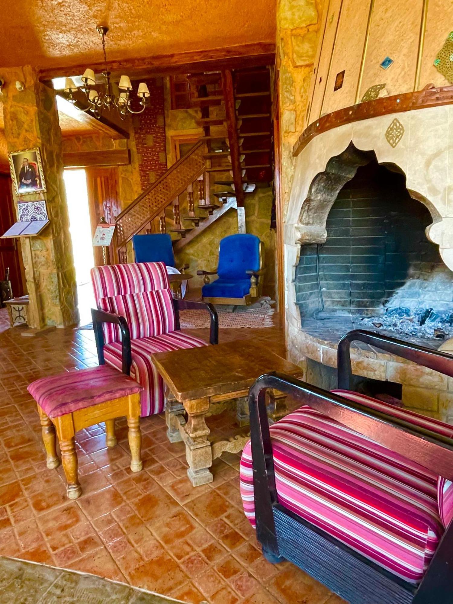 Ferme D'Hote La Vallee Azru Kültér fotó