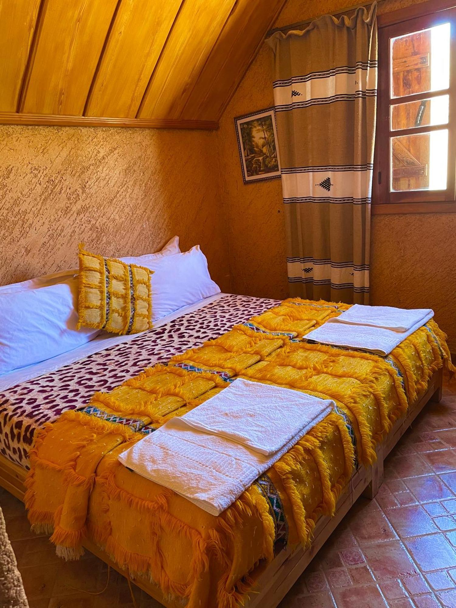 Ferme D'Hote La Vallee Azru Kültér fotó